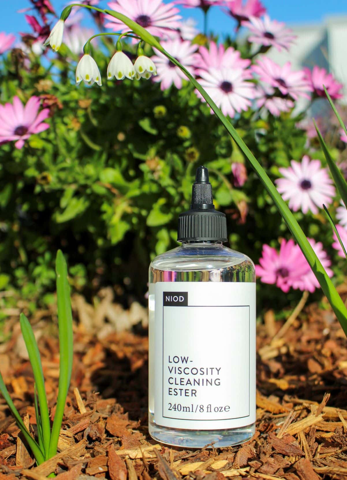 NIOD Low-Viscosity Cleansing Ester – Review